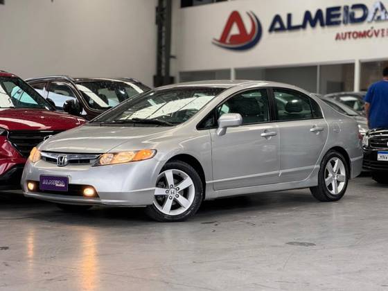 HONDA CIVIC 1.8 LXS 16V FLEX 4P MANUAL HONDA CIVIC 1.8 LXS 16V FLEX 4P MANUAL
